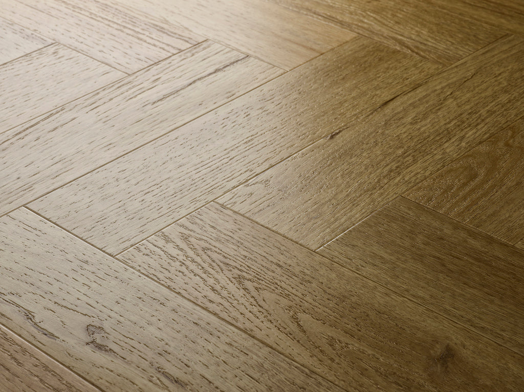 Elements Inspirations LVT Herringbone - Classsic Oak EIH09 - 95mm x 380mm