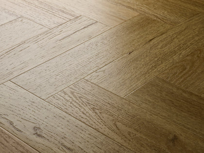 Elements Inspirations LVT Herringbone - Classsic Oak EIH09 - 95mm x 380mm