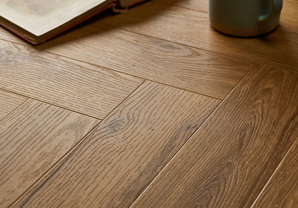 Textures LVT - Honey Oak Herringbone - 95mm × 380mm
