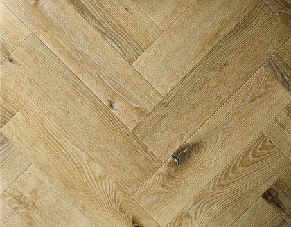 Textures LVT - Sycamore Herringbone - 95mm × 380mm