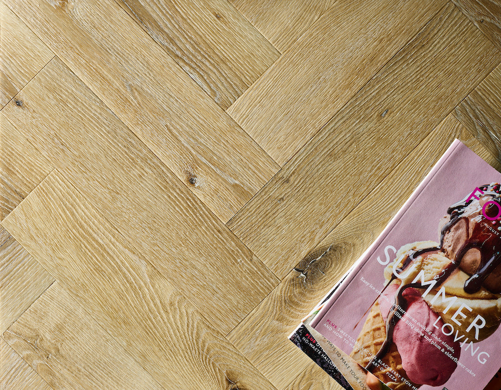 Textures LVT - Sycamore Herringbone - 95mm × 380mm