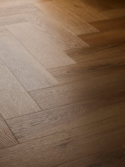 Textures LVT - Traditional Oak Herringbone - 95mm × 380mm